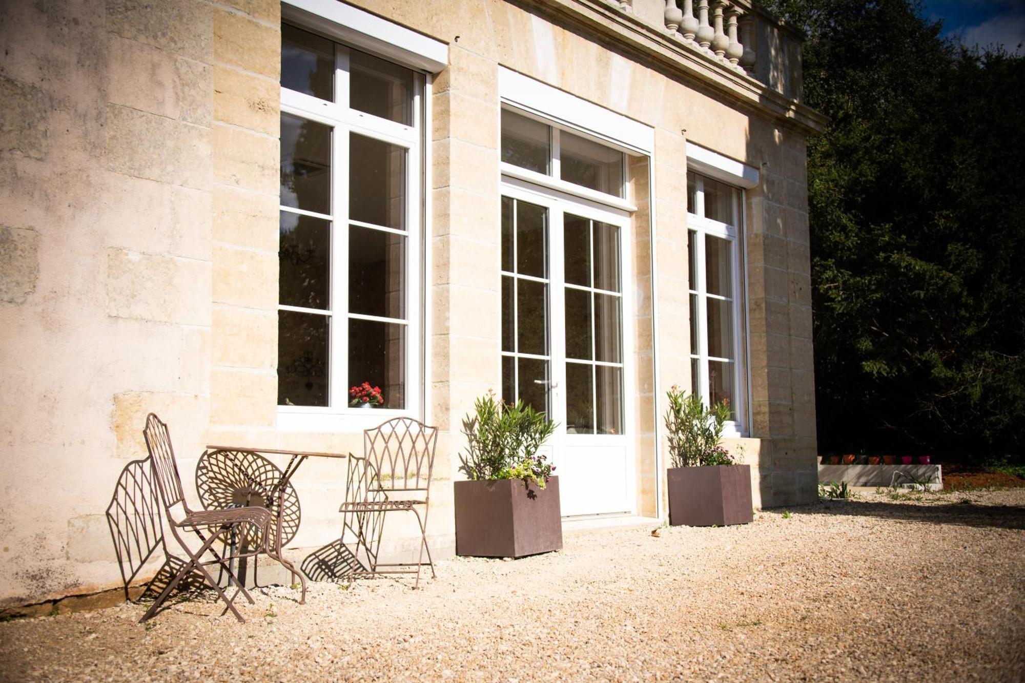 Domaine De La Briouse Bed and Breakfast Sanxay Eksteriør billede